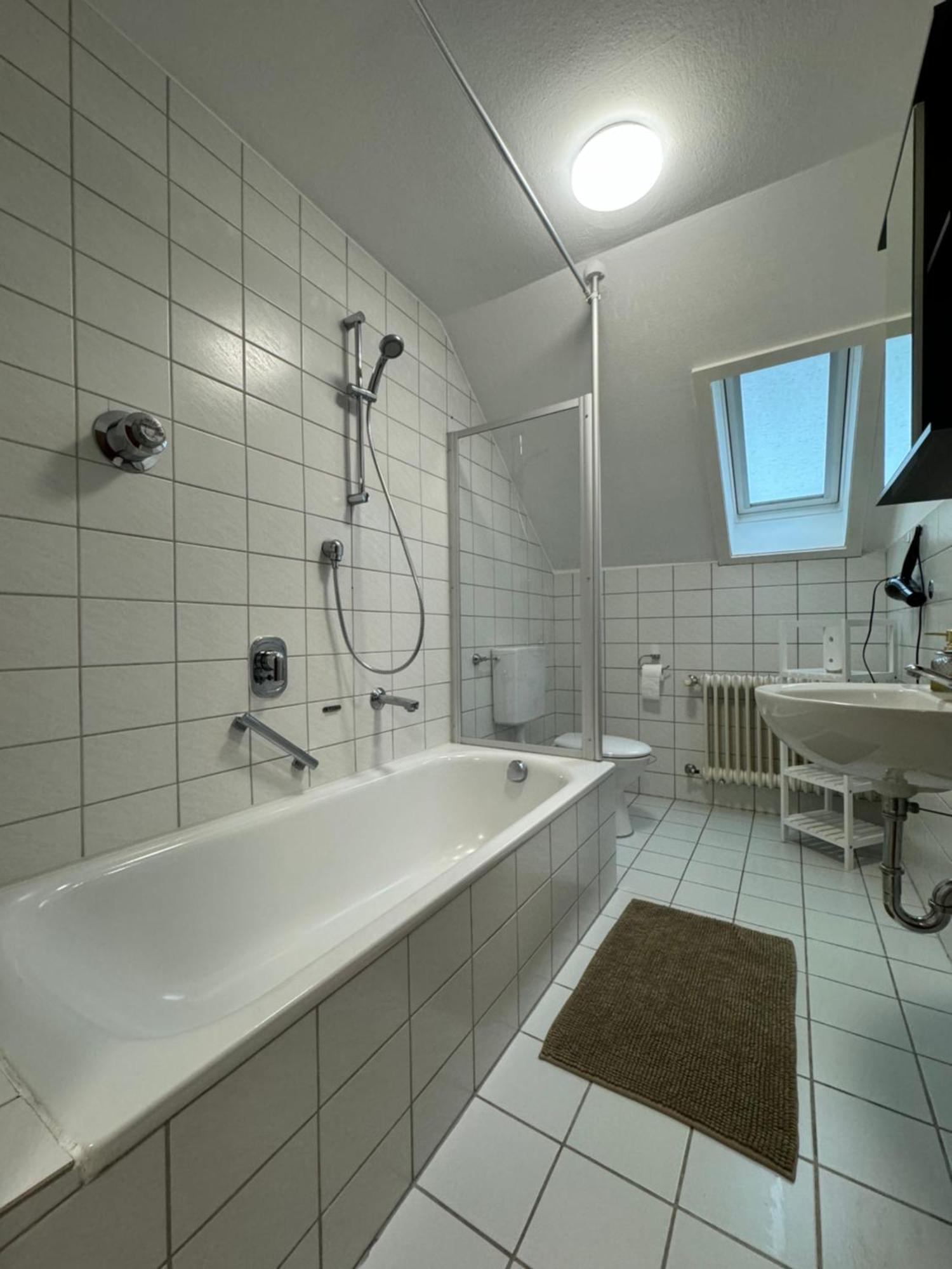 Fewo Boho 110 Qm Mit Bergblick 3 Min Bahnhof Apartment Laufen Exterior photo