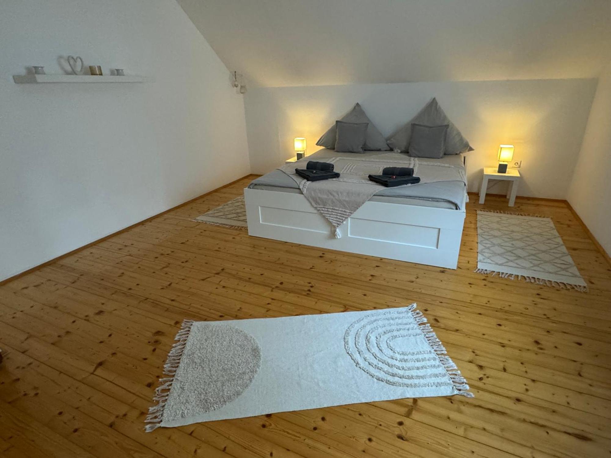 Fewo Boho 110 Qm Mit Bergblick 3 Min Bahnhof Apartment Laufen Exterior photo